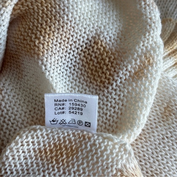 Elan 100% Cotton Latte Oversized Tie Dye Cream and Tan V-Neck Sweater OSFM O/S - Picture 9 of 9